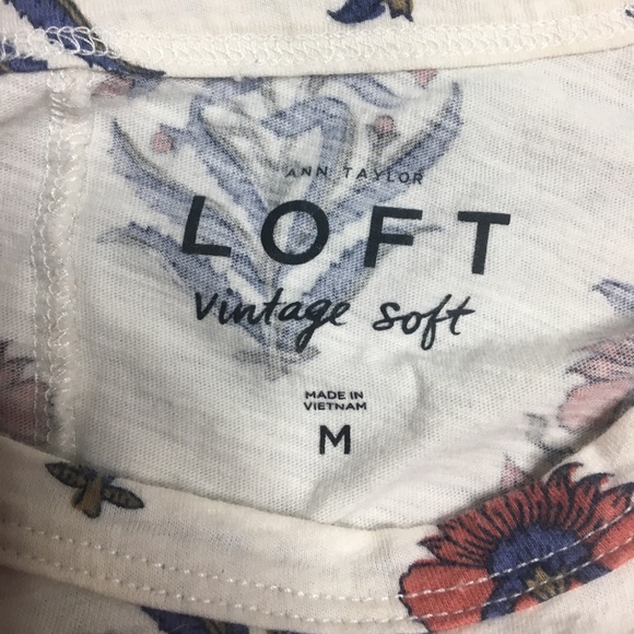 Ann Taylor LOFT Ivory Floral Vintage Soft M - Picture 3 of 6